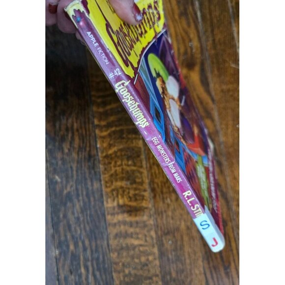Goosebumps #42 Egg Monsters From Mars By R.L. Stine Vintage 90s Scholastic Paper - Picture 5 of 7